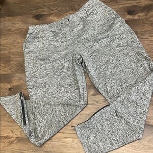 Tek Gear Women’s Black Black /Grey Joggers  with pockets Medium